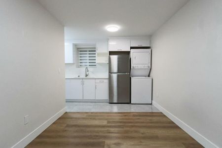 16792 18B Avenue, Surrey - Photo 2