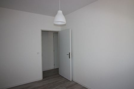 Location Appartement 3 pièces 57m² - Photo 5