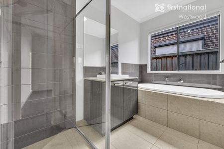 Walk Of Life!! - Photo 5