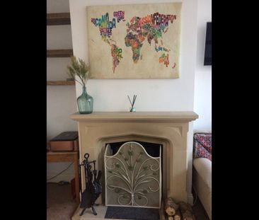 2 Bed Terraced House, Clarendon Road, SW19 - Photo 1