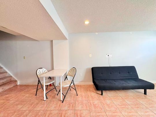 For Lease - 21 Viewcrest Circle Unit# Bsmt, Toronto, Ontario - Photo 1