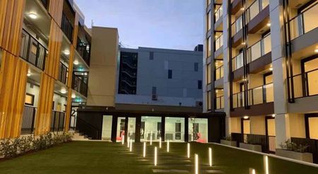 Near New One Bedroom Apartment in Central City - Photo 4