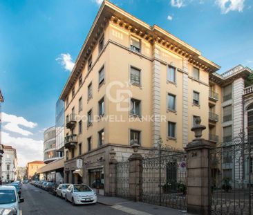 Appartamento in Affitto a Torino – Zona: Centro - Photo 1