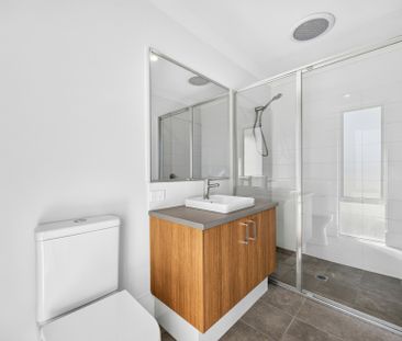 Fully Landscaped Brand New Build! - Photo 1