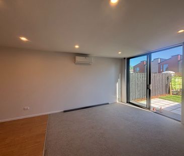 2/86 Holly Road, St Albans, NZ 8014 - Photo 4