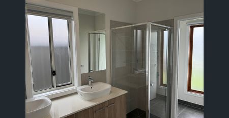 Orana Estate - Photo 3