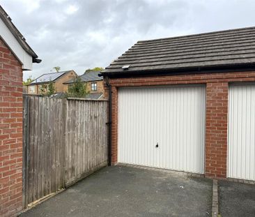 3 bedroom end of terrace house to rent - Photo 6