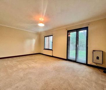 Holly Walk, Beck Row, IP28 - Photo 6