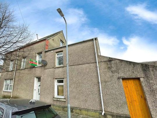 Court Road, Grangetown, Cardiff, CF11 - Photo 1