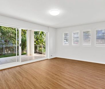 Stunning Designer Two Bedroom Apartment - Photo 3