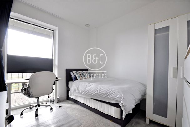 Pegler Square, Kidbrooke Village, London, SE3 9GL - Photo 1