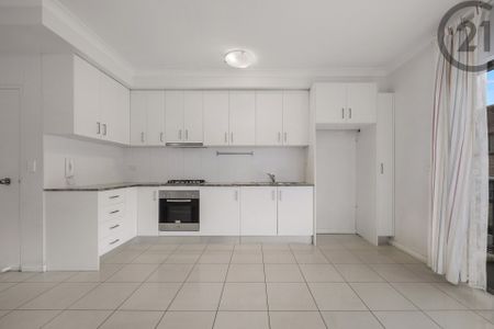 Spacious and Sensational 2 Bedroom with 2 Studies - Photo 3
