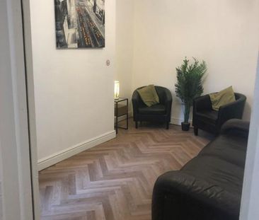 5 bedroom terraced house to rent - Photo 1