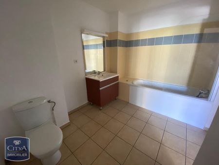 Location Appartement 2 pièces 39m² ST DENIS 97400 - Photo 5