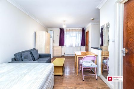 Studio to rent - Photo 3