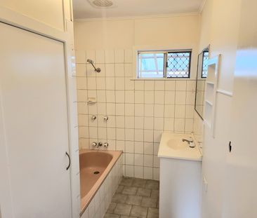 1 Corser Street, Centenary Heights QLD 4350 - House For Rent | Domain - Photo 1