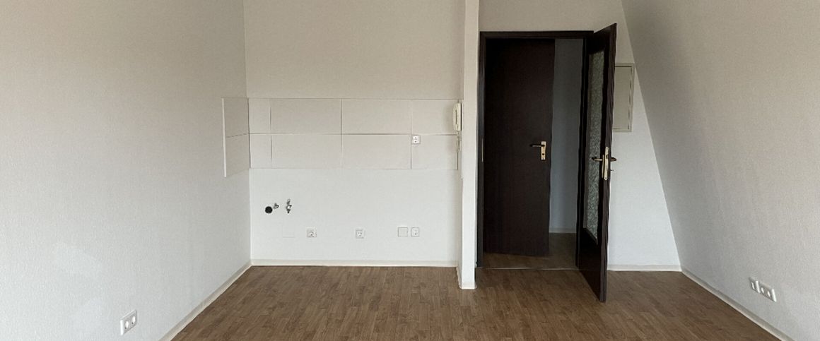 Mietwohnung in Nürnberg - frisch renovierte 1-Zimmer-Wohnung am Rennweg - Photo 1