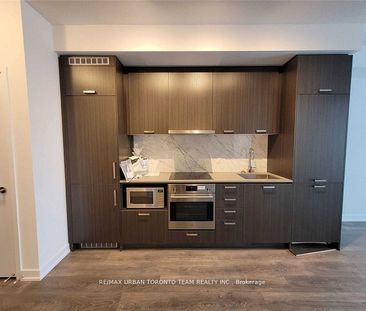 For Lease - 10 Honeycrisp Crescent Unit# 1712, Vaughan, Ontario - Photo 5