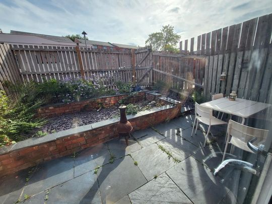 3 bedroom townhouse to rent - Photo 1