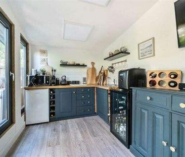 Victoria Road, Barnet, EN4 - Photo 5