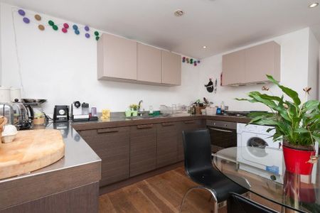 1 bedroom flat to rent - Photo 4