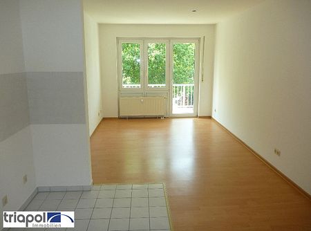 Kleine und gemütliche 2-Zi-Wohnung mit Balkon in grüner und ruhiger Lage. - Foto 2
