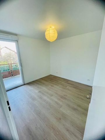 location Appartement T2 DE 38.5m² À POISSY - Photo 3