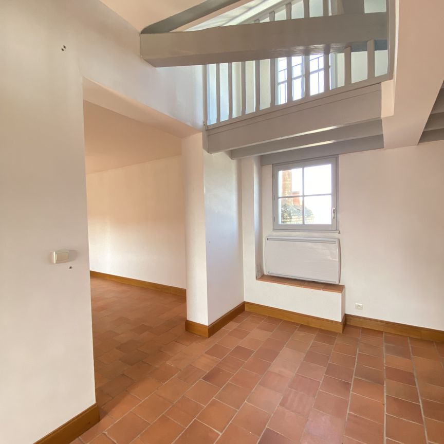 Location Appartement 3 pièces 97m² SAUMUR 49400 - Photo 1