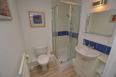 2 bedroom apartment to rent - Photo 5