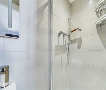 4 bedroom House in Pages Wharf, Taplow - Photo 6
