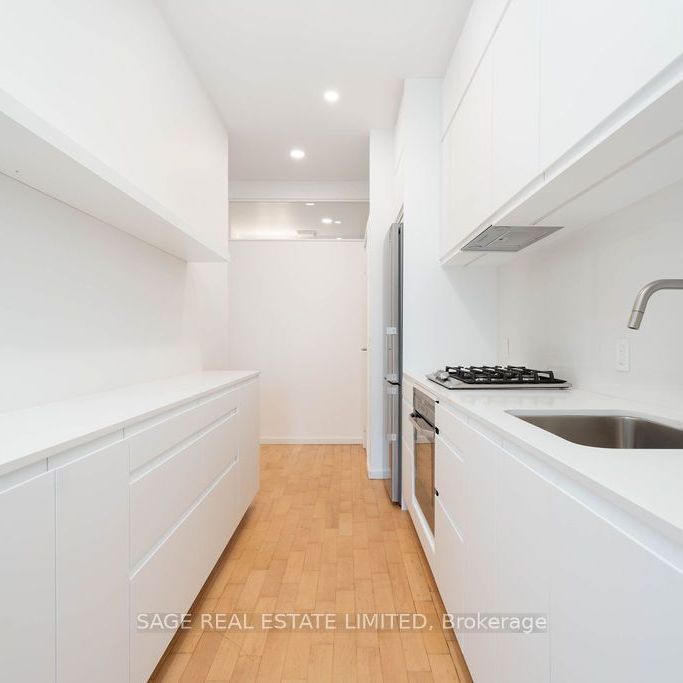 Claremont Hall Lofts - Photo 1