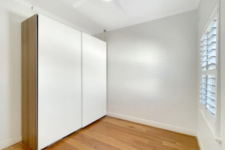 Beach, Cafes, City All Within Easy Reach - Photo 3