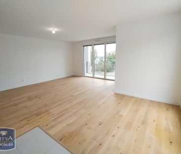 Location Appartement 3 pièces 71m² BORDEAUX 33300 - Photo 3