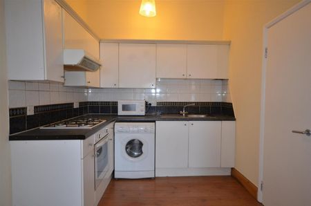 1 bedroom Flat To Let - Photo 5