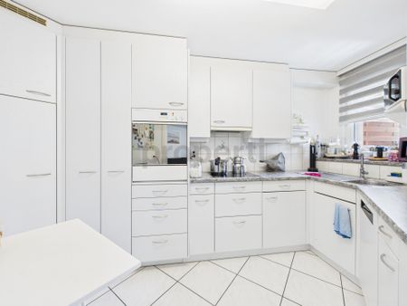 Charming 4.5-room single-family house with garden in Bättwil, canton SO - Photo 3