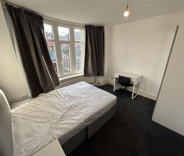 6 bedroom house to rent - Photo 5