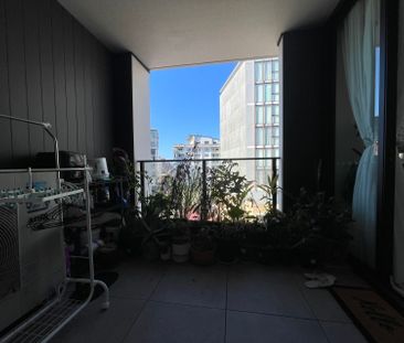 One bed room APT for the rent - Photo 1