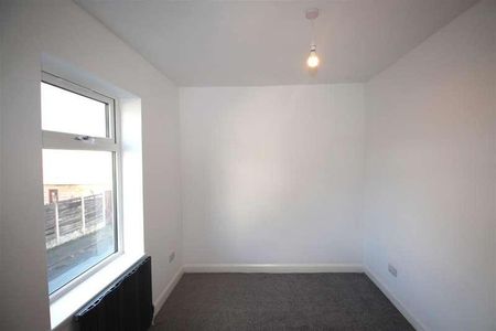 Seddon Street, Radcliffe, Manchester, M26 - Photo 3