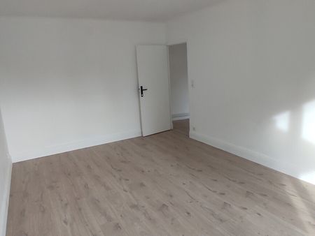 Appartement - 2 pièces - 51 m² - Le Pont-Chrétien-Chabenet - Photo 4