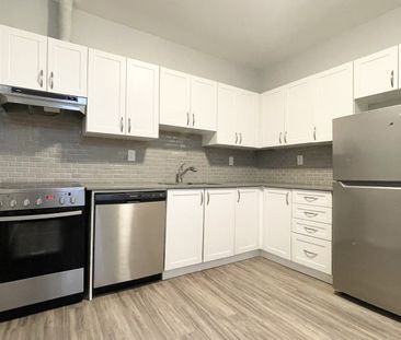 265 Emerald Street North apartment — Hamilton, ON (0-Bedroom) - 0 Bedroom - Photo 4