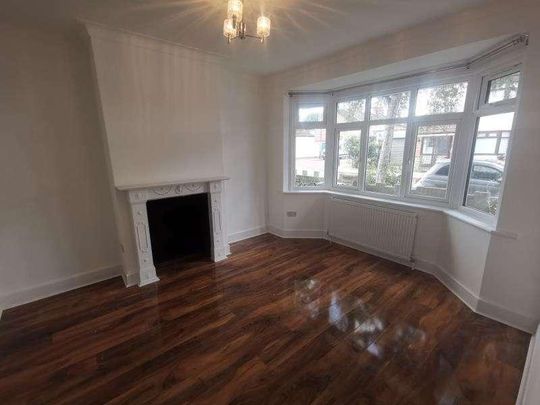 Exeter Road, Edmonton, N9 - Photo 1
