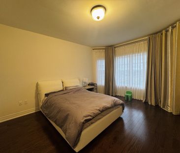 For Lease - 9 Anglin Drive, Richmond Hill, Ontario - Photo 6