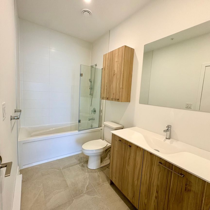 17 Place de la Triade, #1012 - Photo 1