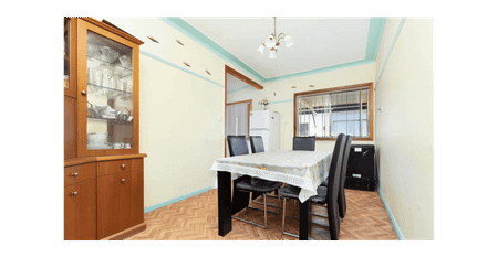 🏡 Modern Family Comfort in Prime Blacktown Location - Photo 2