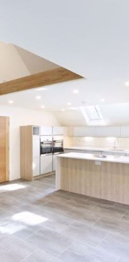 Tower Road, Hindhead - 2 bedrooms Property for lettings - Seymours - Photo 1