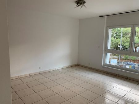 Sion, appartement de 3.5 pièces au centre-ville, proche de toutes les commodités, sans place de parc - Photo 5