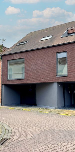 - HEUSDEN - Appartement met 3 slpk, terras en staanplaats - Photo 1