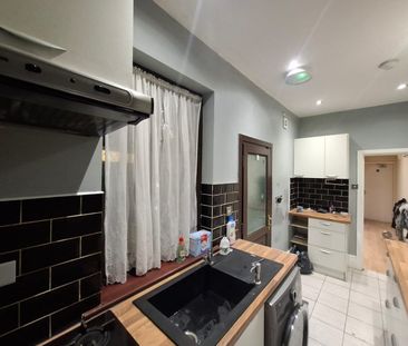 Room in a Shared House, Stockfield Road, B25 - Photo 3