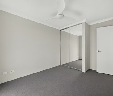 Brand New Home with Ducted Airconditioning! - Photo 4