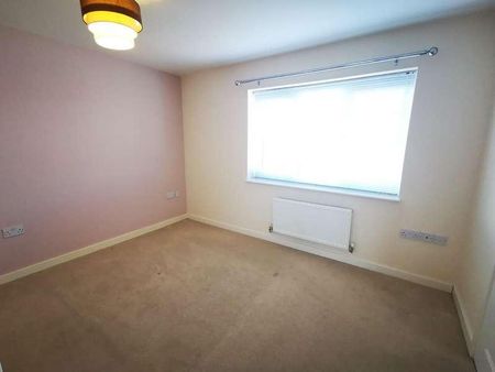 Charlotte Place, Longbenton, Newcastle Upon Tyne, NE12 - Photo 3